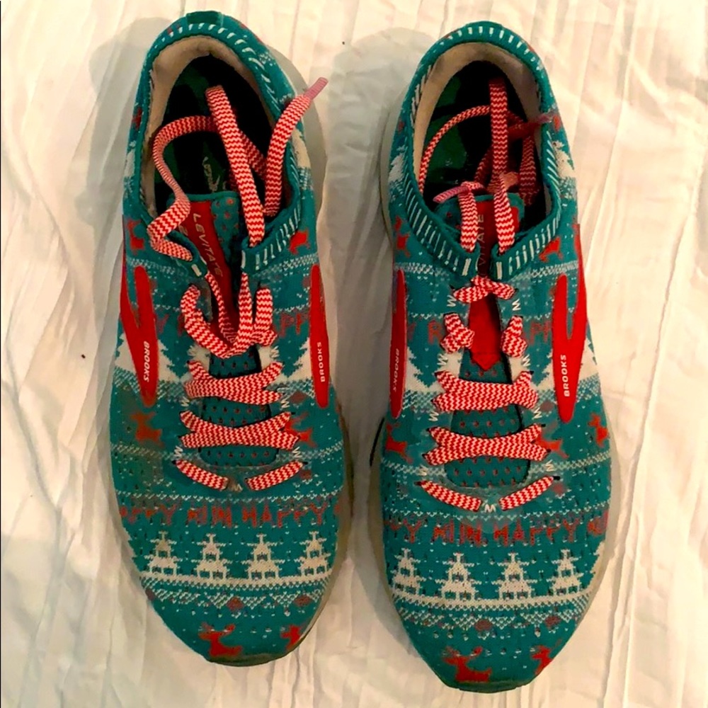 Brooks levitate 2 Christmas edition running shoes